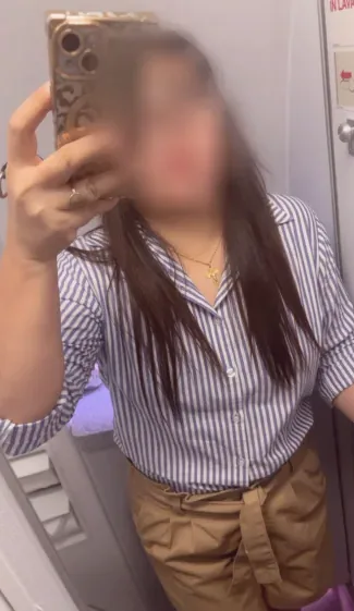 Amelia, 38