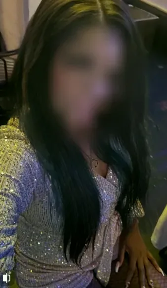 Cerys, 36