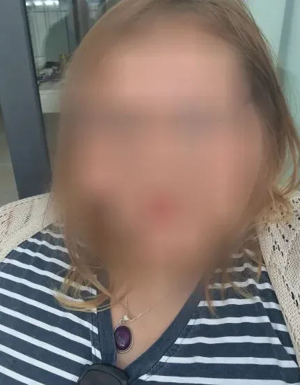 Ellie, 23