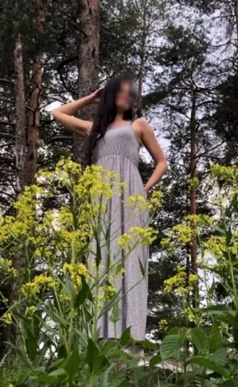 Isobel, 36