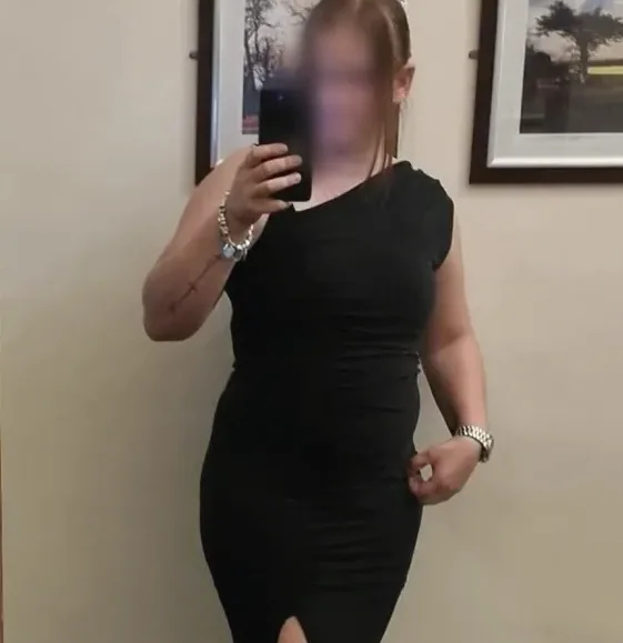 Kelly, 37