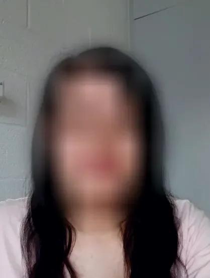 Natalie, 33