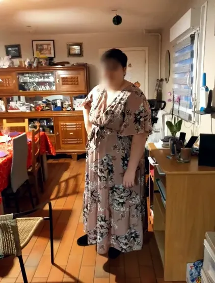 Samantha, 22